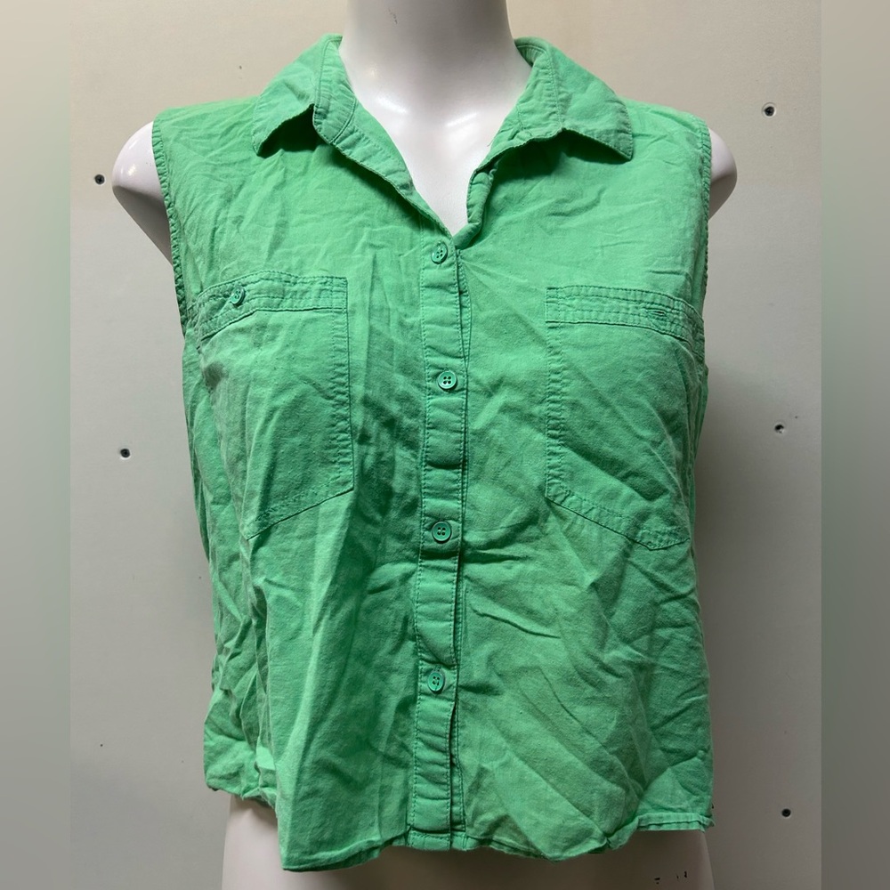 2/$20❤️- SHIRT | Women’s Garage cropped shirt size large